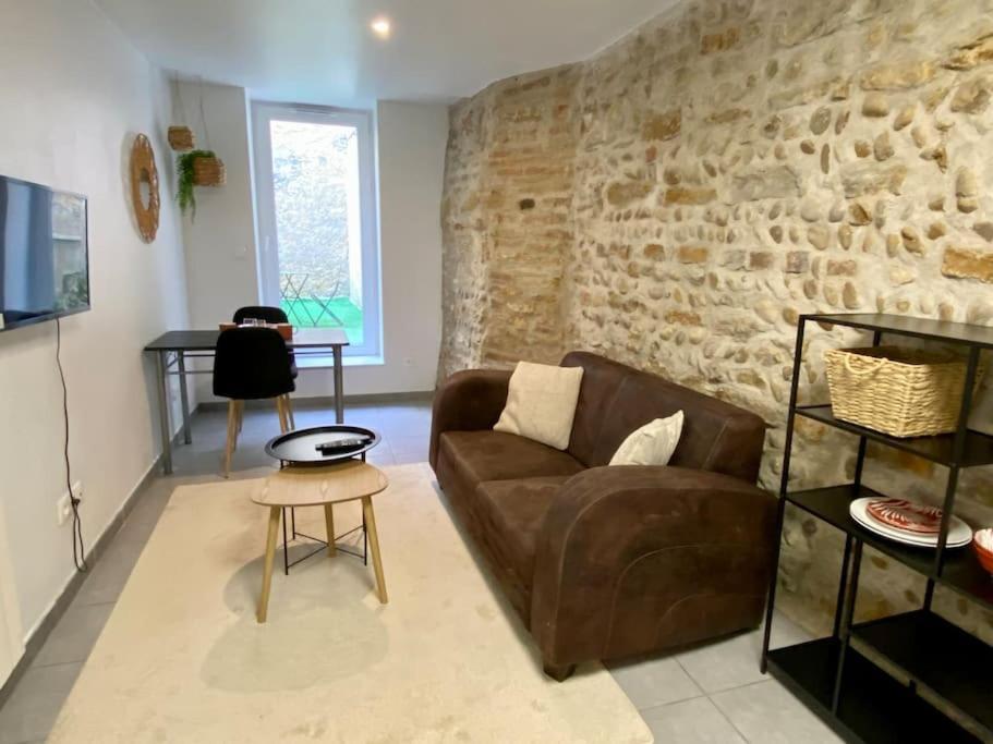 Vaste Appartement Renove - Centre Ville Μπουργκ-αν-Μπρες Εξωτερικό φωτογραφία